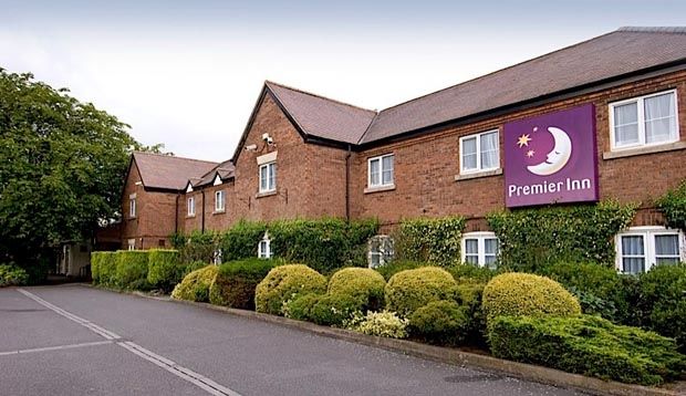 Premier Inn Lichfield North East Exterior photo